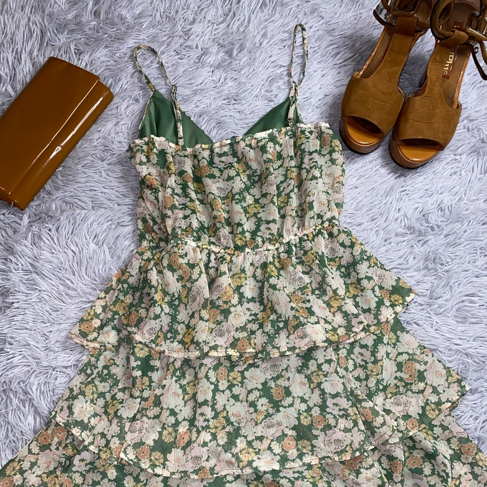 Spaghetti strips floral mini dress.